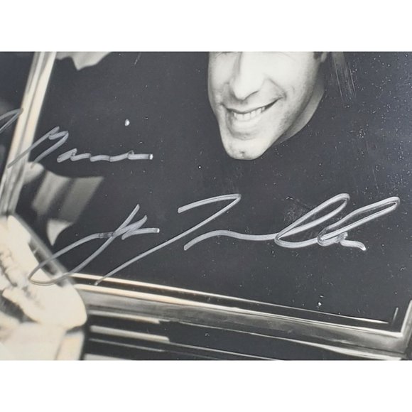 John Travolta Signed Autographed 8x10 Black White Photo Genuine Grease Pulp Feve - Picture 4 of 8